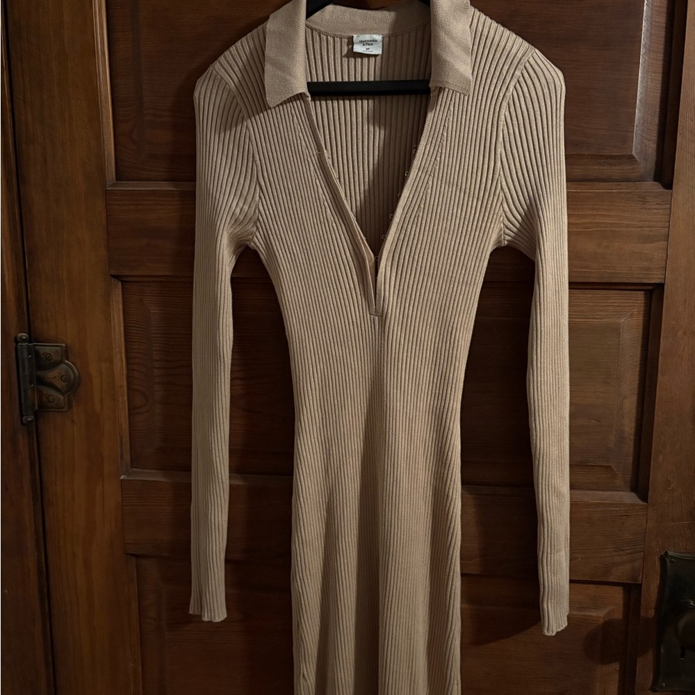 Abercrombie & Fitch Medium Tall Fitted Midi Long Sleeve Dress